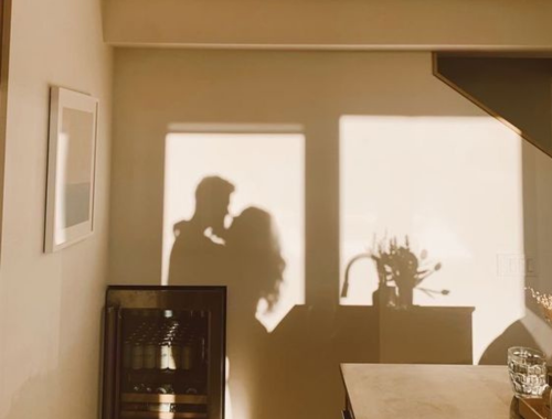 Além da boca: outras partes do corpo para beijar muito!